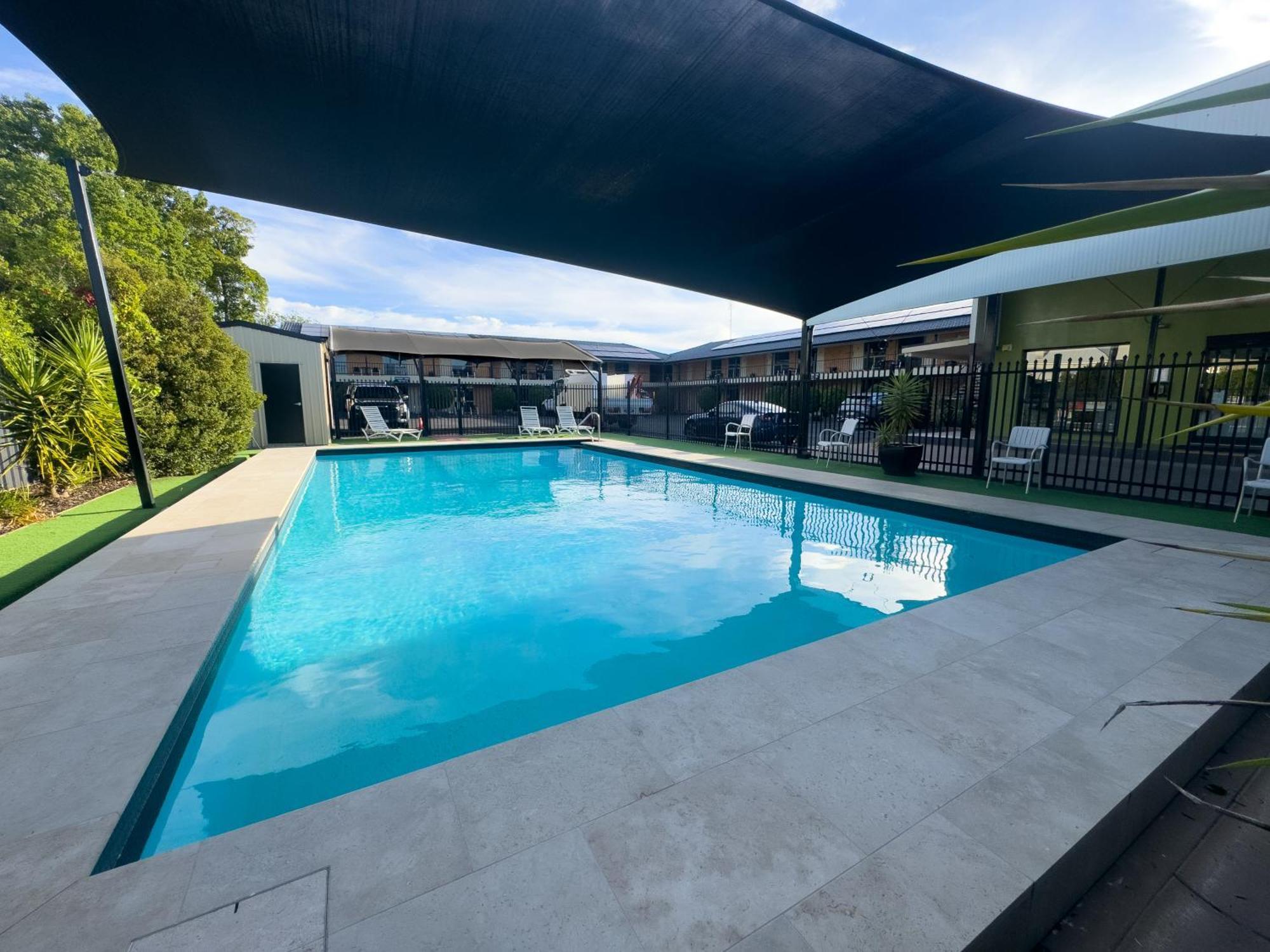 Golden West Motor Inn Dubbo Exterior photo